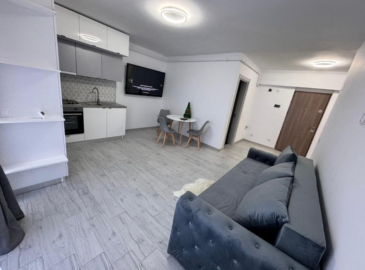 Luxy Apartman Craiova Kültér fotó