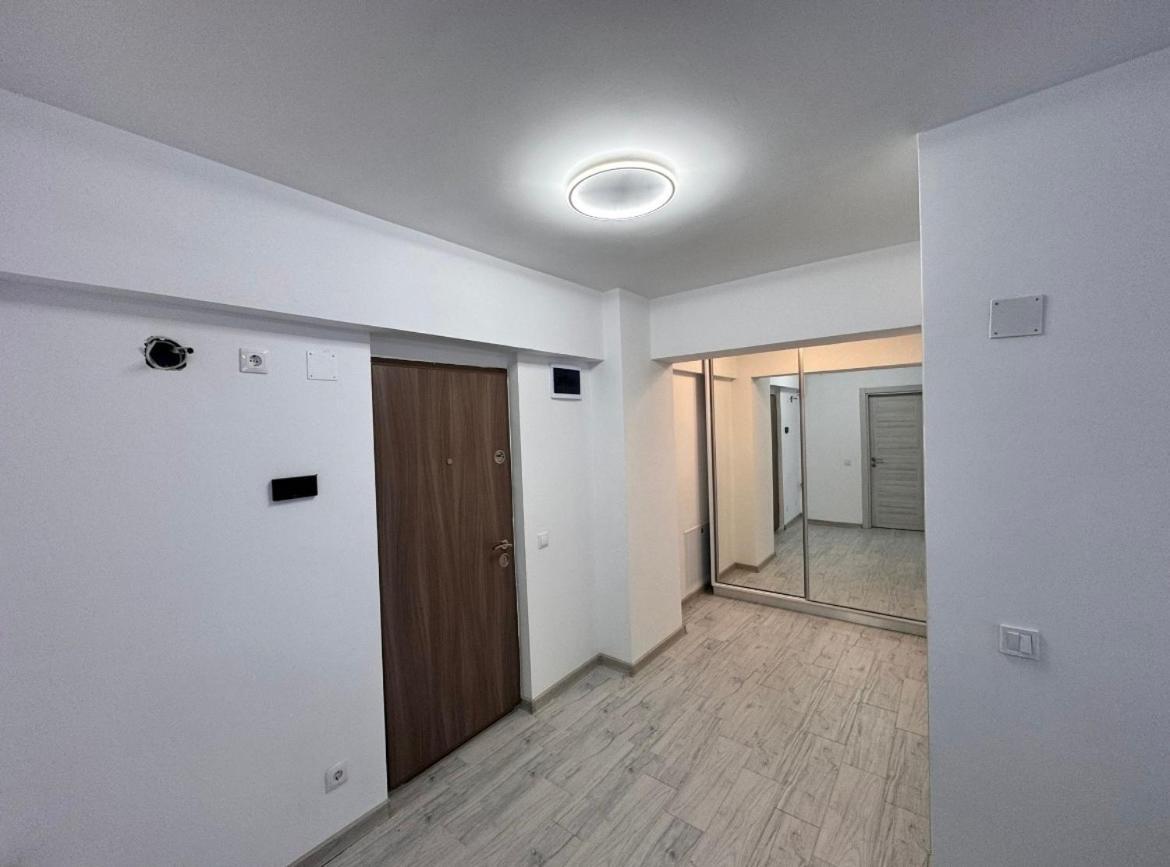 Luxy Apartman Craiova Kültér fotó