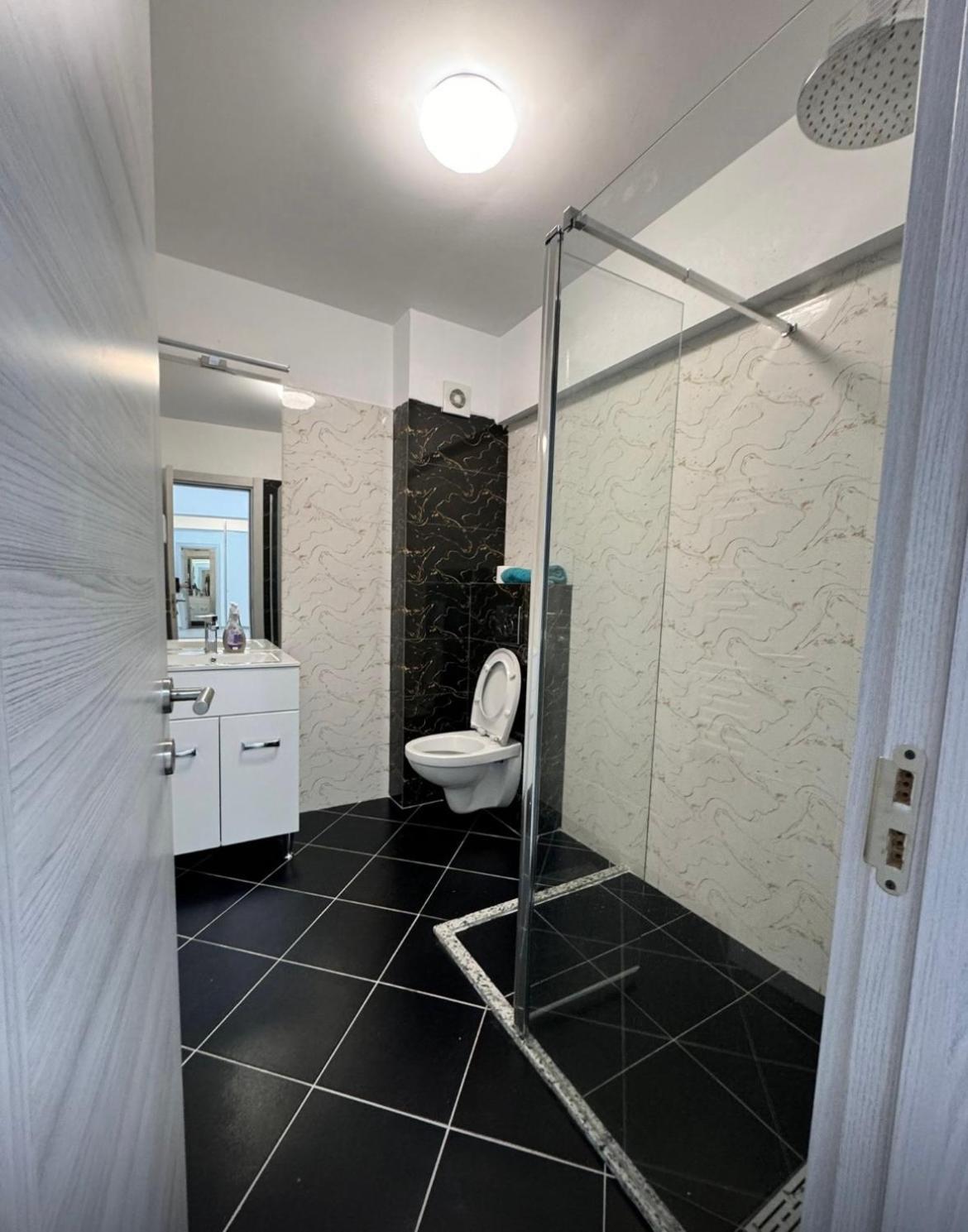 Luxy Apartman Craiova Kültér fotó